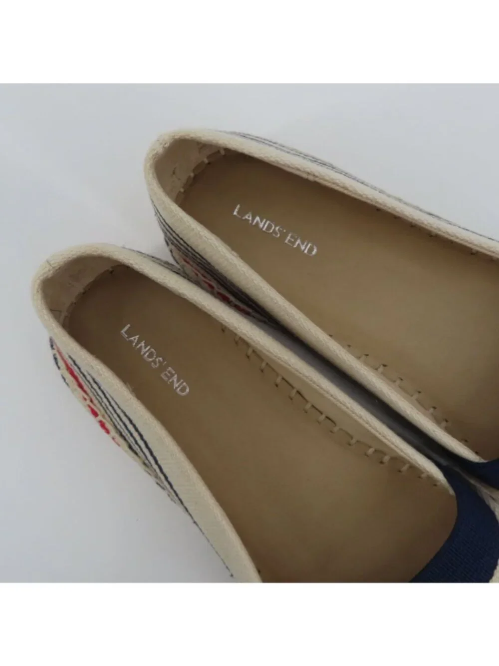Lands End Women 7.5B Espadrille Flats Slip On Shoes Beige Red Blue Stripe Canvas